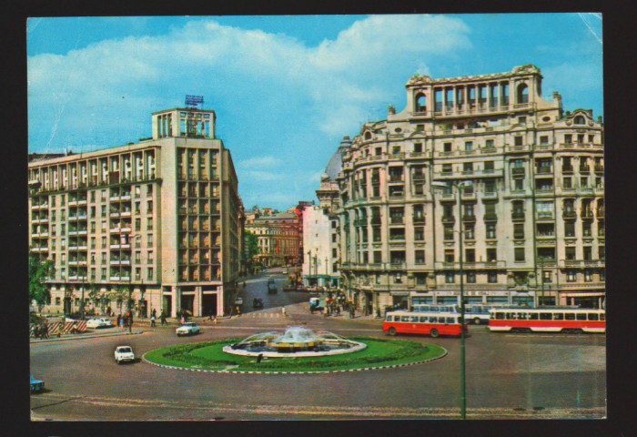 CPIB 19903 CARTE POSTALA - BUCURESTI. PIATA NATIUNILOR, AUTOTURISM, AUTOBUZ