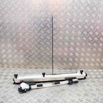 Rulou parasolar ușă dreapta spate AUDI A8 D4 4H_ 2011 OEM: 4H0861334 foto