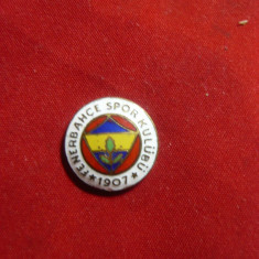 Insigna veche Fotbal- Fenerbahce Sport- Turcia ,d= 1cm - fara ac
