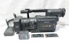 Camera video profesionala Panasonic AG-HVX200E DVCPRO HD MiniDV Mini DV card P2 16GB + 32 GB Full HD, Card Memorie, Intre 3 si 4 inch, CCD