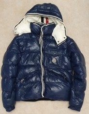 Geaca Moncler foto