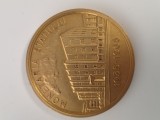 Medalie bronz aurit MONETARIA STATULUI 1935 - 1965 , Diametru 60 mm .