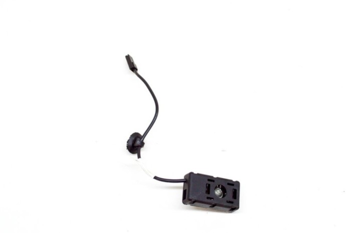 Amplificator de antena TESLA MODEL Y 2020 OEM: 1509420-00-A 13584555