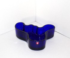 Bol sticlă royal cobalt blue, suflat manual - Fluid form - design Alvar Aalto, Iittala Finland