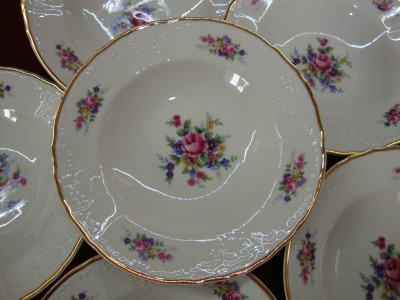 SET / SERVICIU 6 FARFURII ADANCI CU MODEL IN RELIEF DIN PORTELAN BOHEMIA ,, BERNADOTTE,, foto