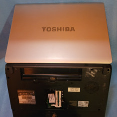 laptop incomplet TOSHIBA L300-1BB - pentru piese -