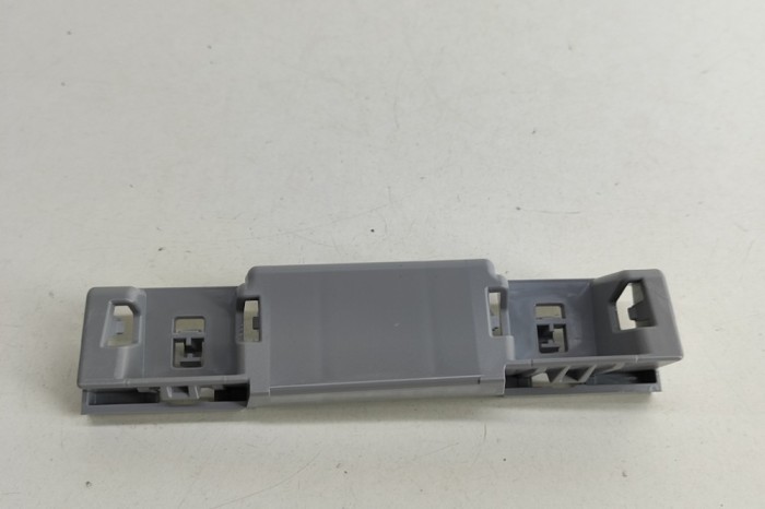 Suport prag lateral st&acirc;nga față MERCEDES-BENZ S W222, V222, X222 2013 OEM: A2226980127 28024737