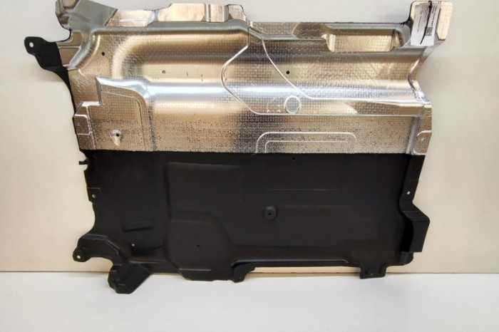 Scut motor central spate MERCEDES-BENZ E W213 2015 OEM: A2135200123 | 31638695
