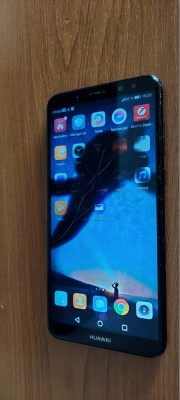 HUAWEI MATE 10 LITE , DISPLAY SPART . RESTUL FUNCTIONEAZA . foto