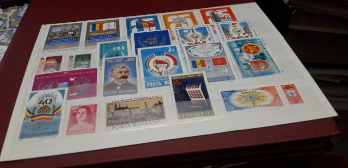 Neștampilate după 1950