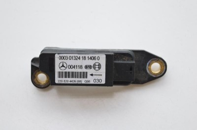 Senzor de impact st&amp;acirc;nga spate MERCEDES-BENZ SL R230 2003 OEM: A2208204426 1814367 foto