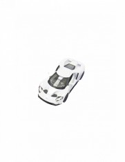 Masinuta die cast Ford GT 2017 scara 1:38 12.5 cm alba