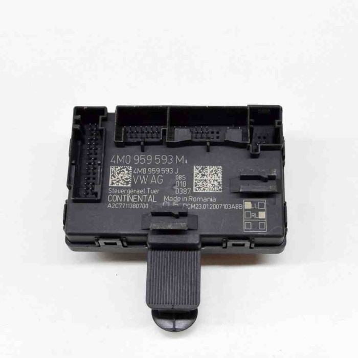 Modul de control ușă dreapta față AUDI E-TRON GEN 2020 OEM: 4M0959593M,A2C7711380700,4M0959593J 16034477