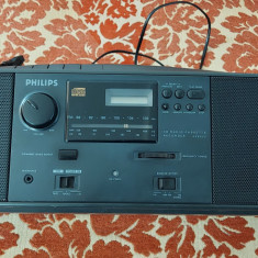 CD/RADIO CASETOFON PHILIPS AZ 8022 . FUNCTIONEAZA DOAR RADIO .