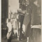 B314 Fotografie ofiter roman salutand un copil anii 1920