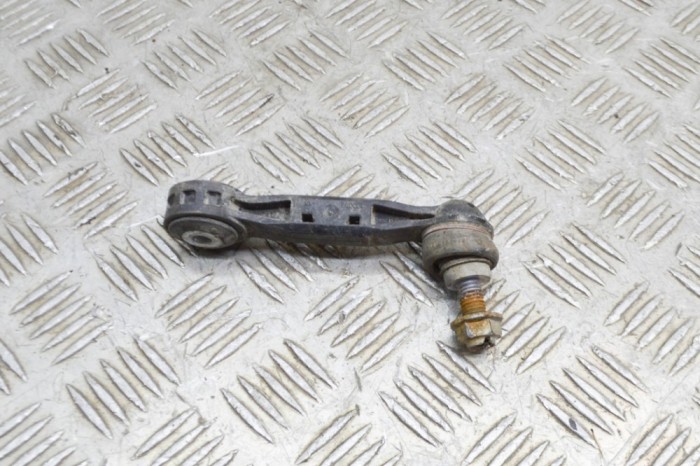Bieleta stabilizatoare dreapta spate BMW 2 Active Tourer F45 2016 OEM: 6862865 18088647