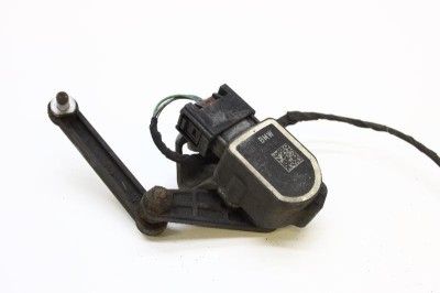 Senzor de nivel &amp;icirc;nălțime dreapta spate BMW 7 F01, F02 2010 OEM: 6788573 2686331 foto