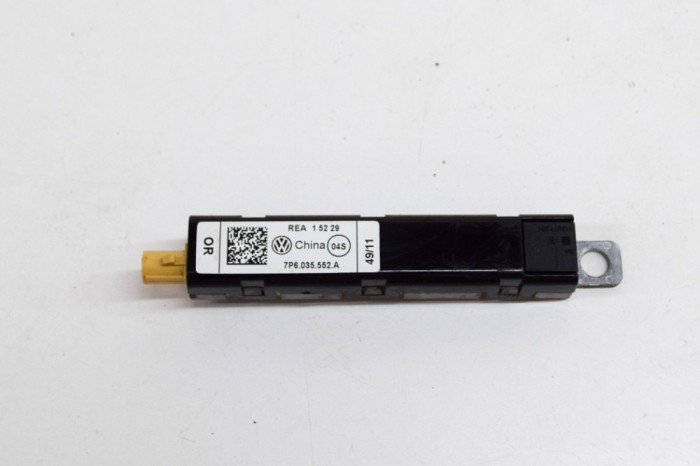 Amplificator de antena VW TOUAREG 7P5 2012 OEM: 7P6035552A 15252822