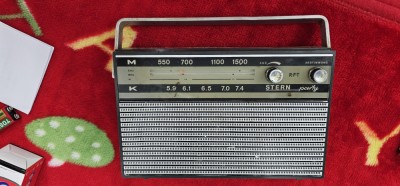 RADIO STERN PARTY ,ANUL 1976 , TRANZISTORI GERMANIU , FUNCTIONEAZA ! foto