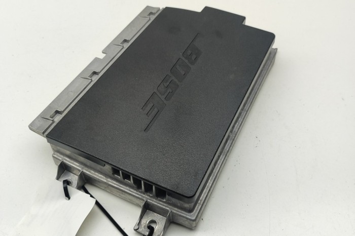 Amplificator de sunet PORSCHE Taycan 2021 OEM: 9J1035223F,814740-0040 | 31692906