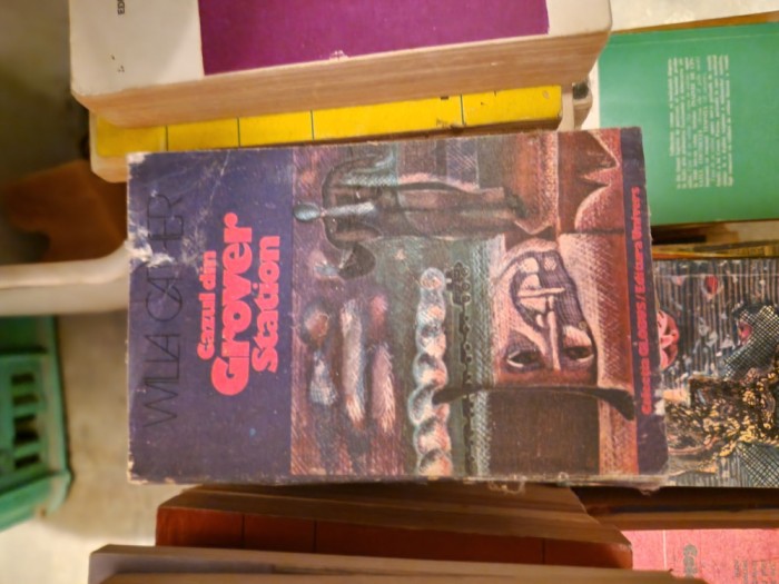 Cazul din Grover Station vintage