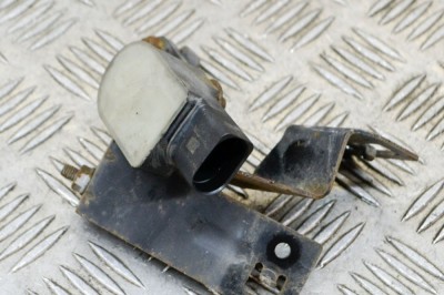 Senzor de nivel &amp;icirc;nălțime dreapta spate NISSAN LEAF ZE0 2011 OEM: 6PM010017,53812-89900,10R-035899 | 13628203 foto