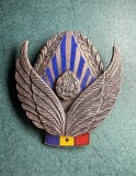 Insigna absolvent scoala superioara pentru personal aeronautic si piloti anii &#039;79
