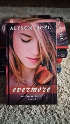 Evermore de Alyson Noel foto