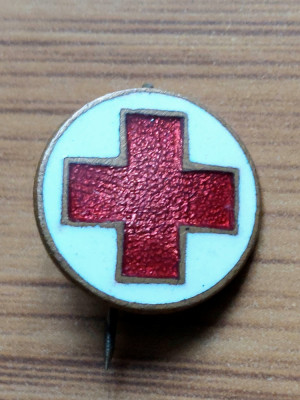 Insigna Crucea Rosie -Perioada Regalista foto