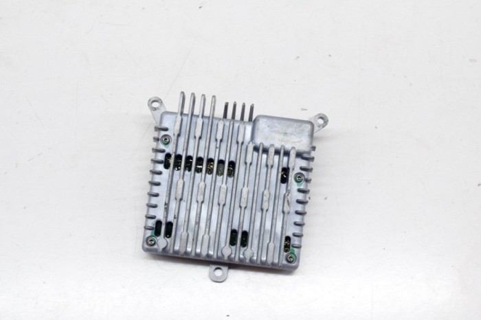 Camera față TESLA MODEL S 2016 OEM: 1038482-90-N 13929386