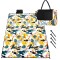 Patura pentru picnic sau plaja, cu folie izolatoare si maner, 200x200cm, model tropical, alb verde Household NewTrend