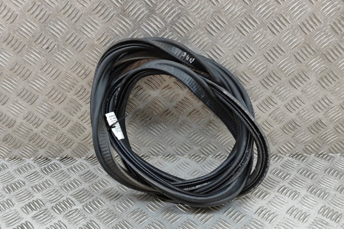 Garnitura de cauciuc haion AUDI Q2 GA 2021 OEM: 81A827705 28293798