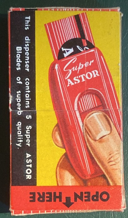 SUPER ASTOR DISPOZITIV CU CINCI LAME DE RAS SIGILATE,NEFOLOSITE in CUTIA CARTON