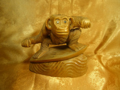 Sculptura lemn exotic Monkey Surfer, vintage foto