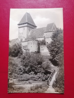 Cetatea bisericei Ighisdorf foto