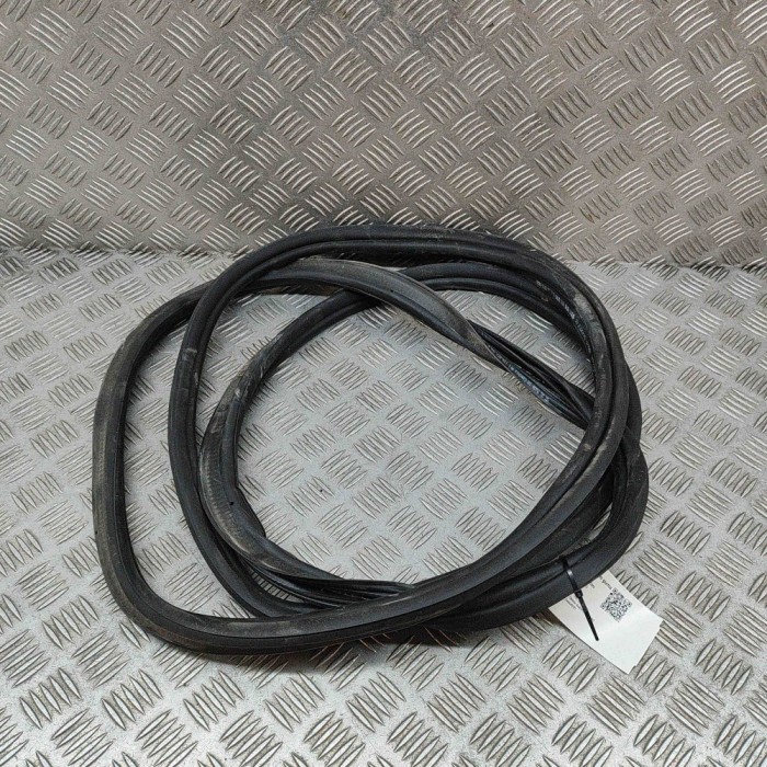 Garnitura de cauciuc haion VW ID.4 E21 2022 OEM: 11A827705B 27574805