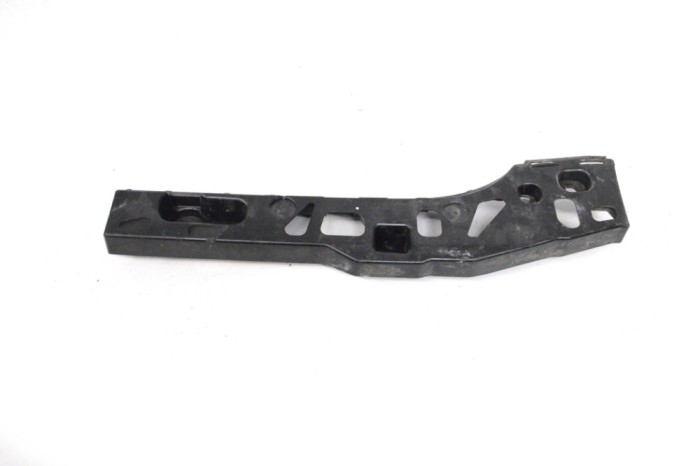 Suport prag lateral st&acirc;nga spate BMW 5 G30 2018 OEM: 7387347 17071028