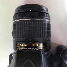 Nikon D3300+ obiectiv 18-55 Nikkor (9027 cadre) foto