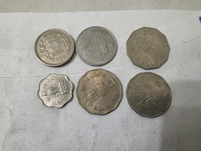 MONEDE INDIA 6 BUC
