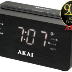 Radio cu ceas Akai ACR-2993, FM radio, dual alarm si functie incarcare telefon