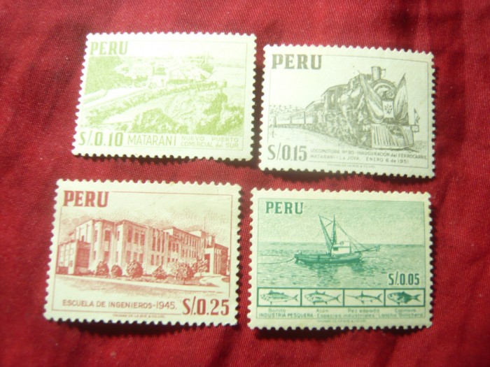 4 Timbre Peru 1945-1951 - Vederi