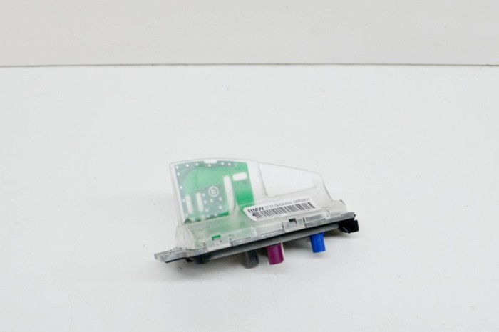 Antena BMW 4 Coupe F32, F82 2014 OEM: K1682707,30000986BF,6959146 14515491