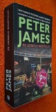 Pe urmele mortului - Peter James, Editura Nemira, 2009, titlul original - Dad Man's Footsteps, ISBN 978 606 8073 08 8