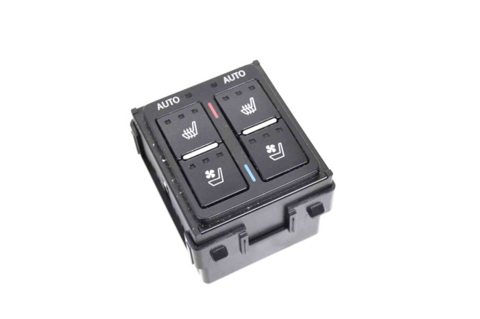 Comutator &icirc;ncălzire scaun LEXUS RX _L2_ 2018 OEM: 84752-48010 | 13363749