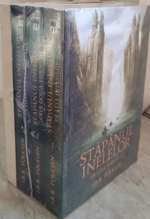 J.R.R. Tolkien - Stapanul inelelor / Silmarillion - set de patru volume