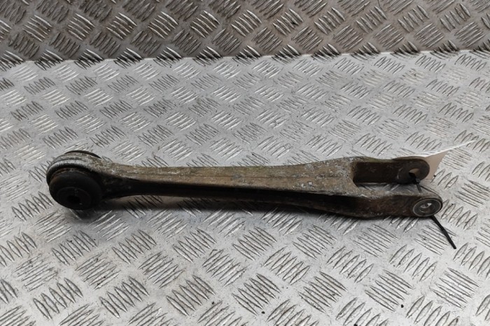 Braț drept dreapta față PORSCHE BOXSTER 986 2004 OEM: 99733104302 31227587