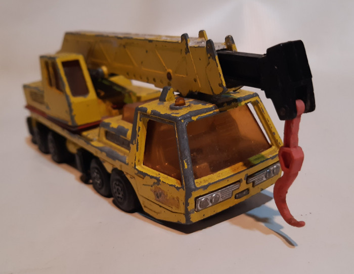 &quot;Hercules&quot; Mobile Crane - Matchbox