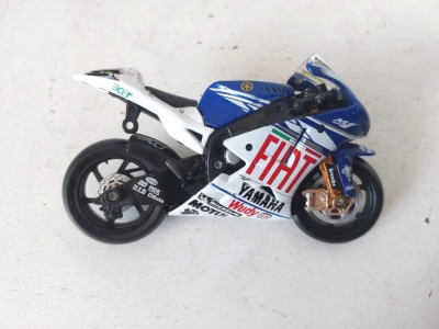 Motocicleta jucarie macheta metal si plastic,Fiat Yamaha 11cm lungime x 6cm inaltime foto