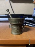 Mojar din bronz cu pistil &ndash; model decorativ &bdquo;MARTYN 1623&rdquo; &ndash; stil antic, colecție