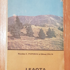 Harta turistica - Leaota de Nicolae C. Popescu si Danut Calin